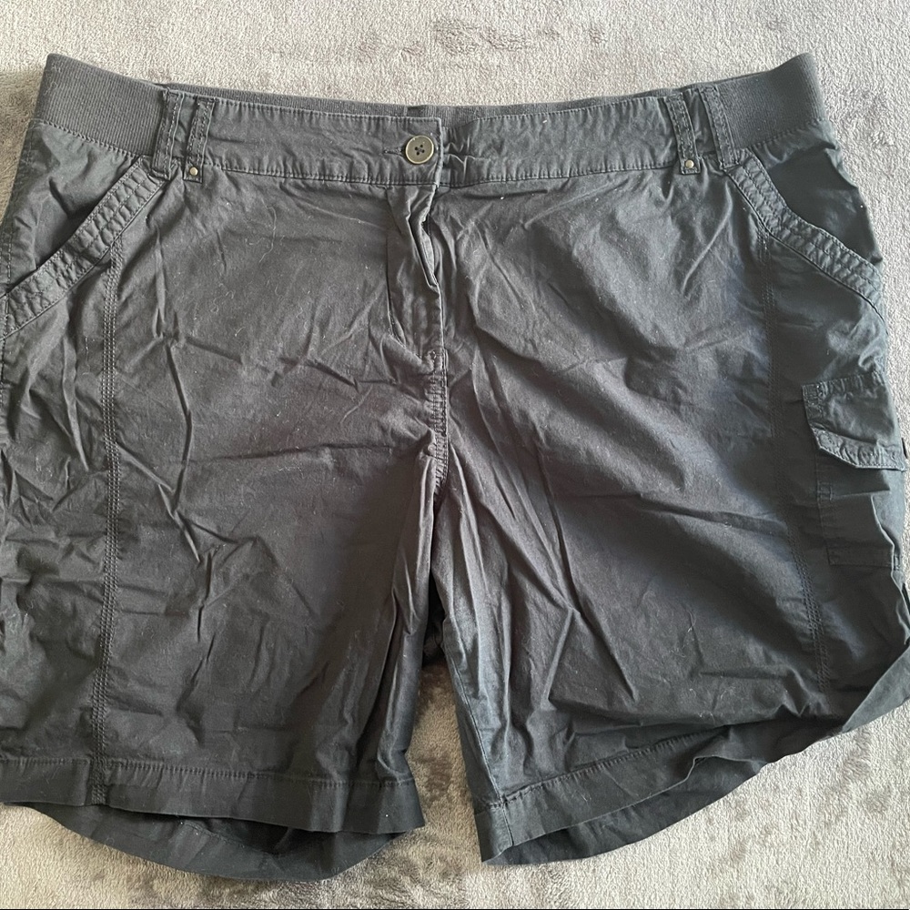 Black Cargo Shorts